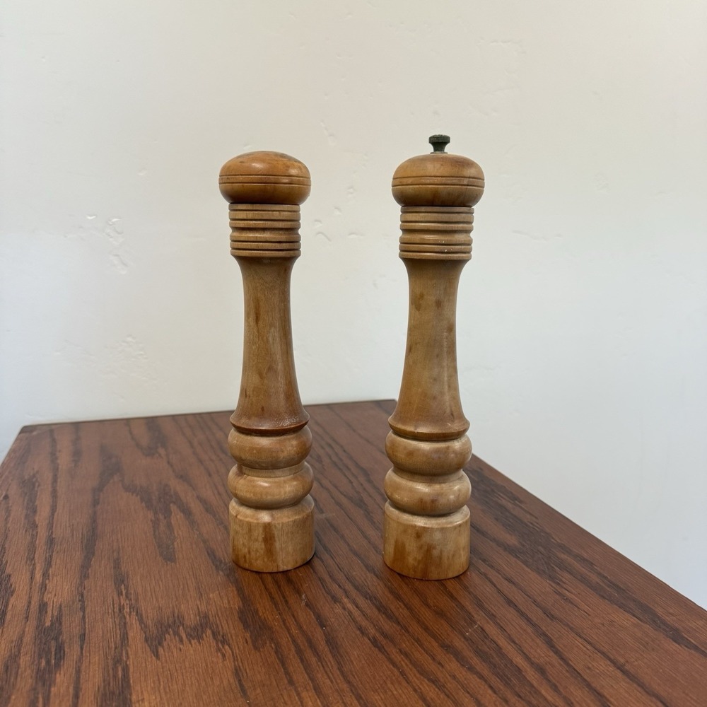 Salt‎ Pepper Grinder Shaker Wooden Handmade Whittled Mill Country Farmhouse 10"